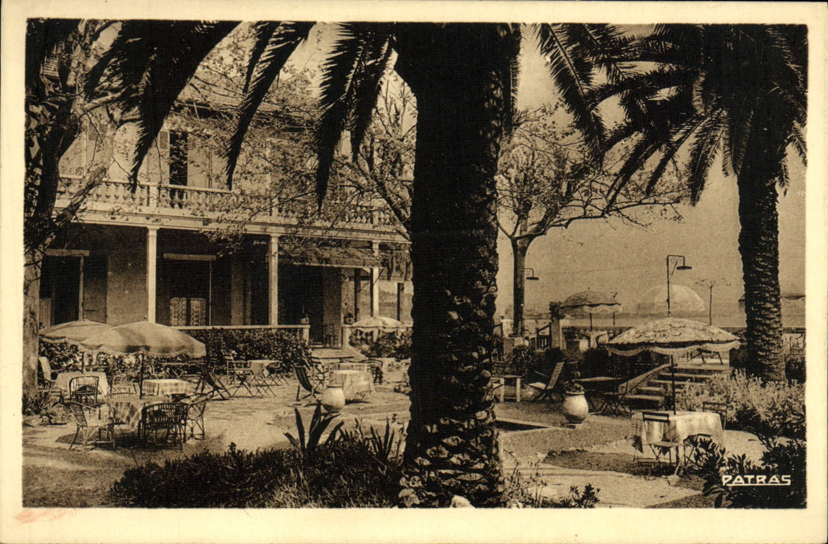CPA Hotel Beau Rivage Theoule Sur Mer Son Jardin Au Bord De La Mer