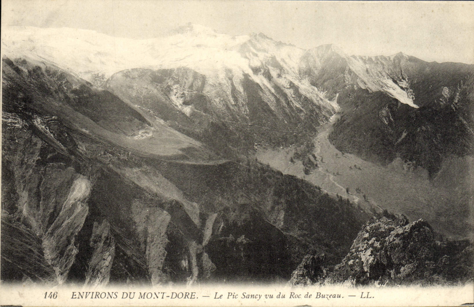 Environs du Mont-Dore — Le Pic Sancy vu du Roc de Buzeau — LL. — N° 146