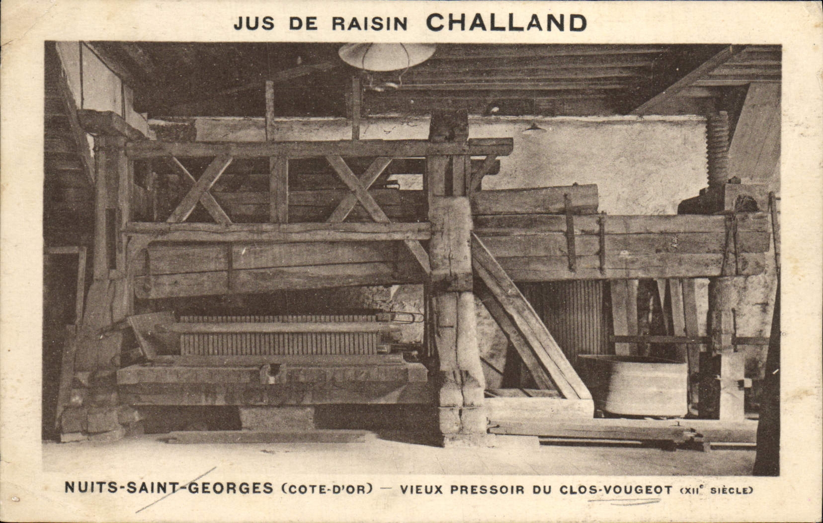CPA Jus De Raisin Challand Nuits Saint Georges Vieux Pressoir Du Clos Vougeot 