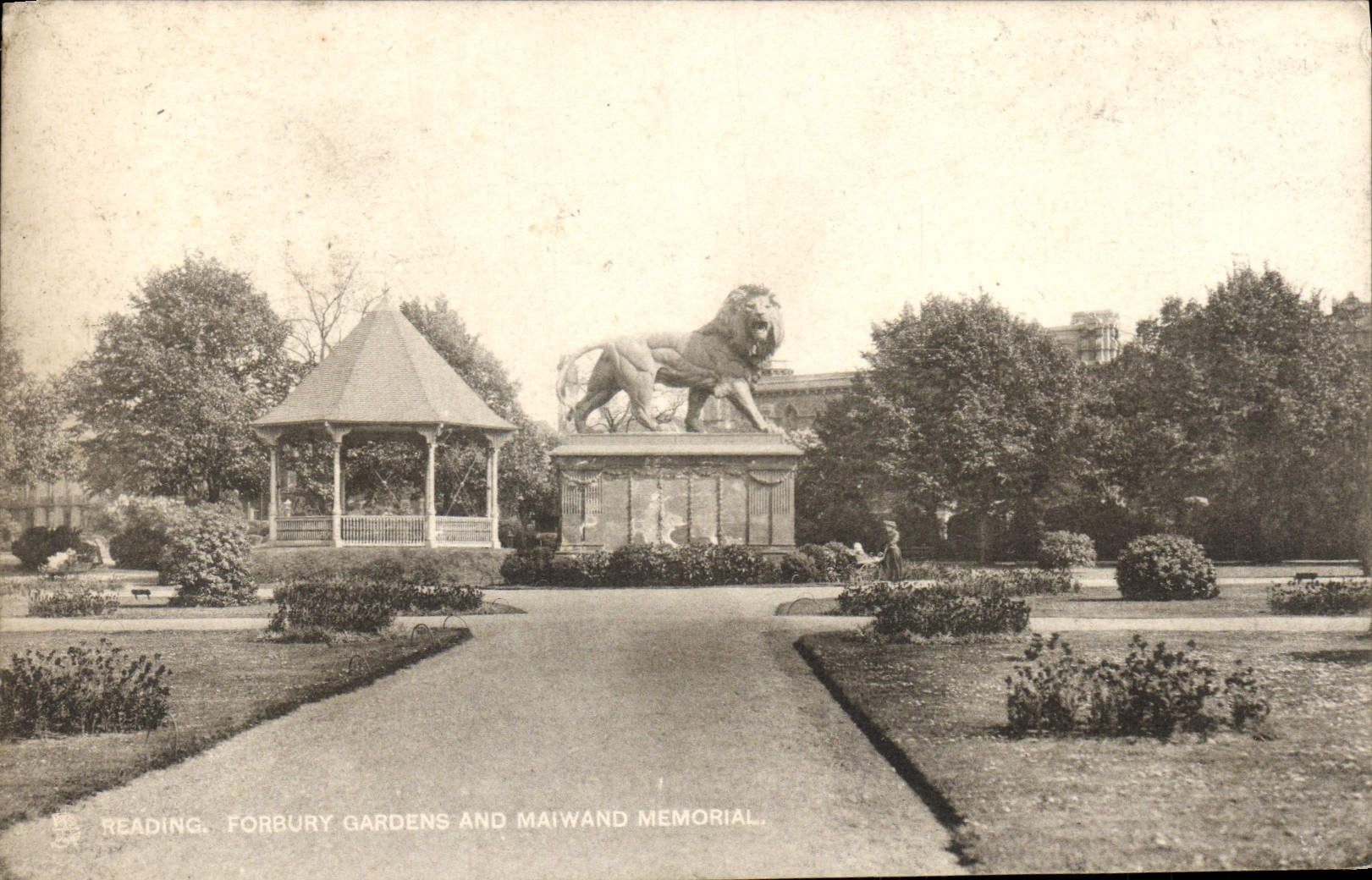 CPA Reading Forbury Gardens And Maiwand Memorial Lion