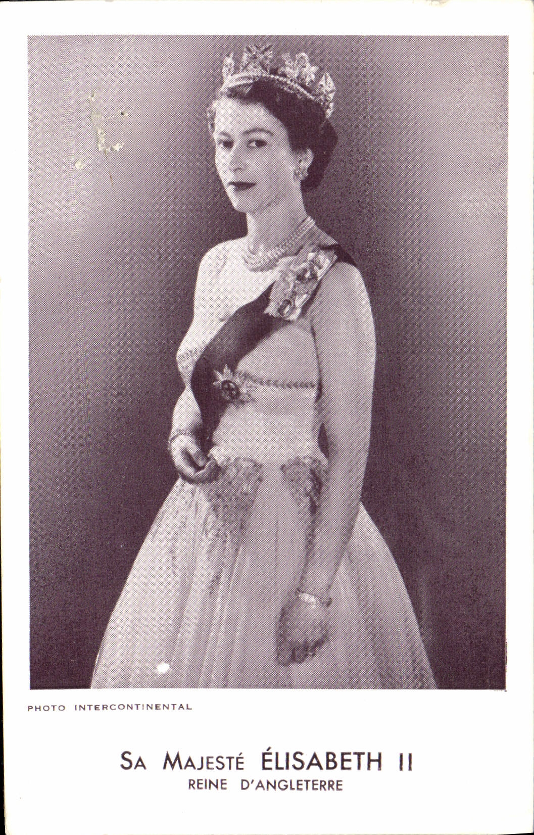 CPA Sa Majeste Elisabeth II Reine D'Angleterre