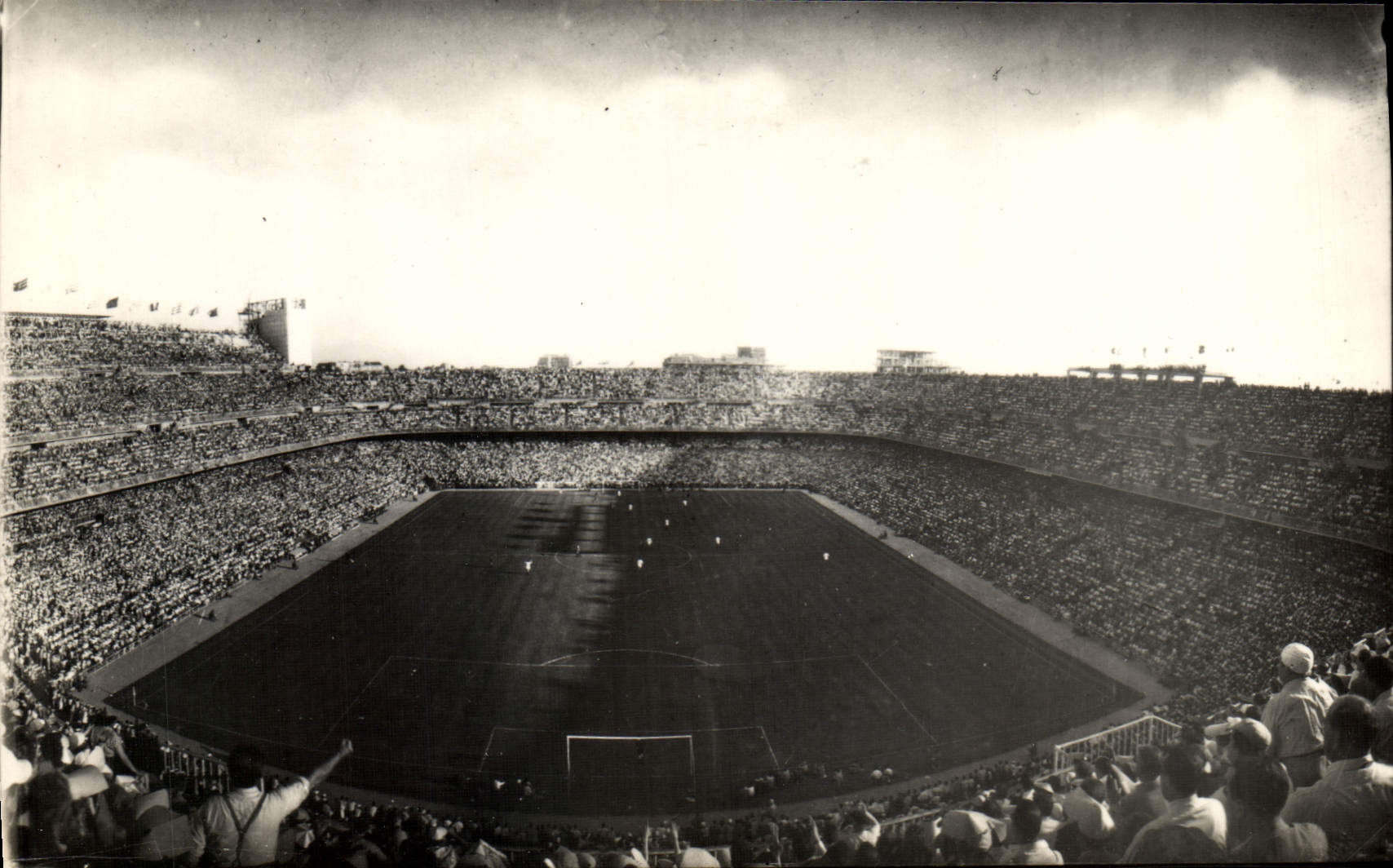Stade Bernabéu — ancien stade Chamartín — éditeur Dominguez, n°63