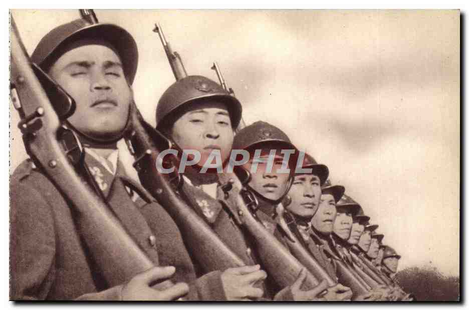 CPA Troupes coloniales Tirailleurs Indo Chinois Indochine Militaria 