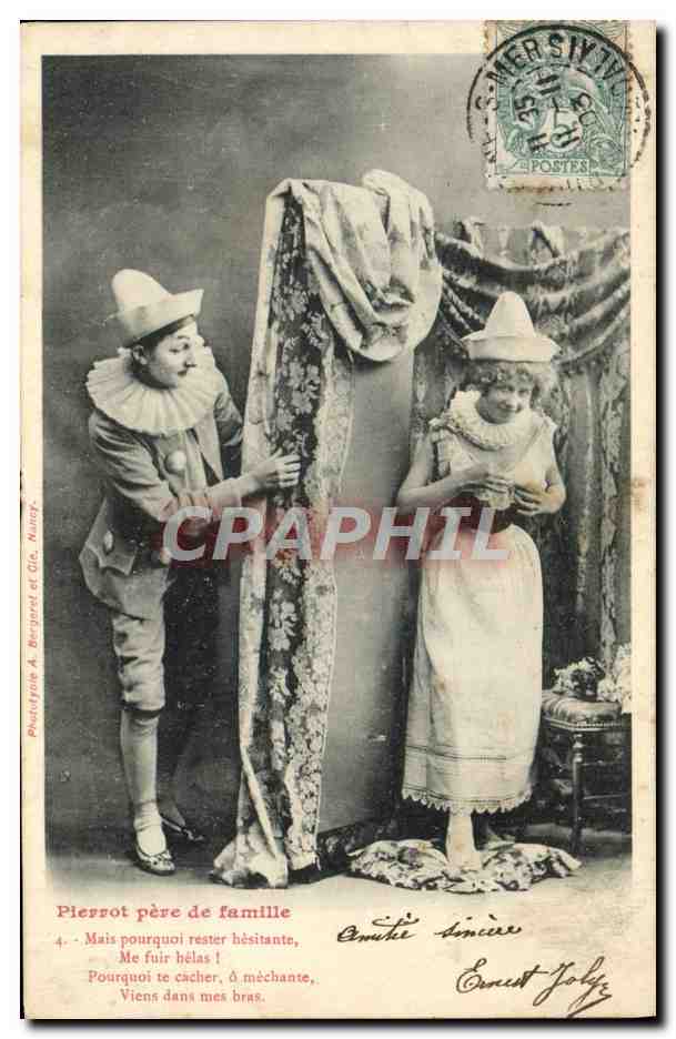 Pierrot père de famille — scène de comédie — Photographe A. Renjard et Cie, Nuitry
