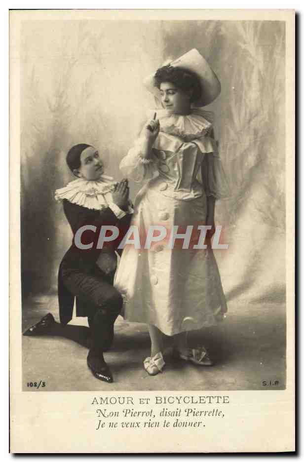 CPA Amour Et bicyclette Non pierrot disait Pierrette Je Ne veux rien le Donner Femme Velo Cycle