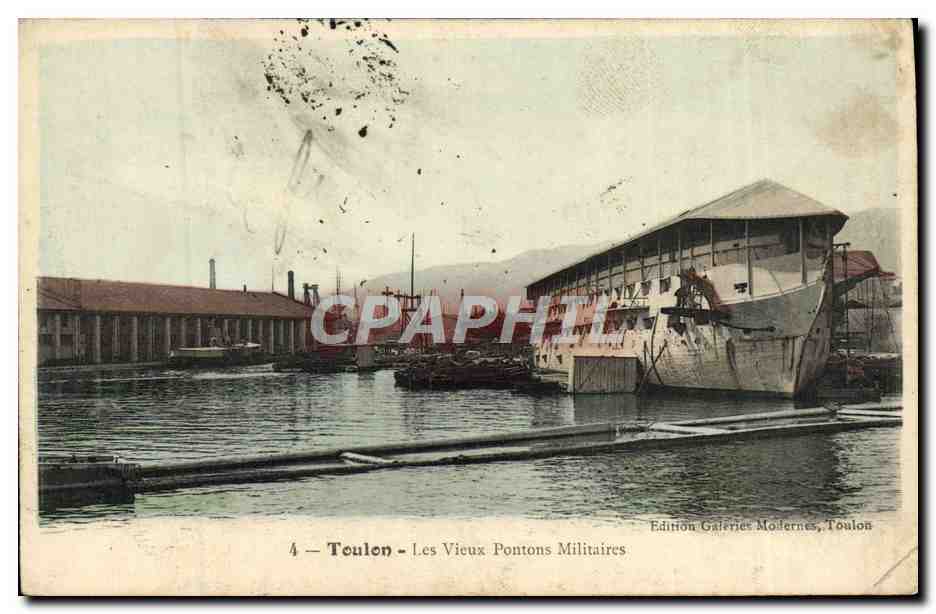 CPA Toulon Les Vieux Pontons Militaires Bateau
