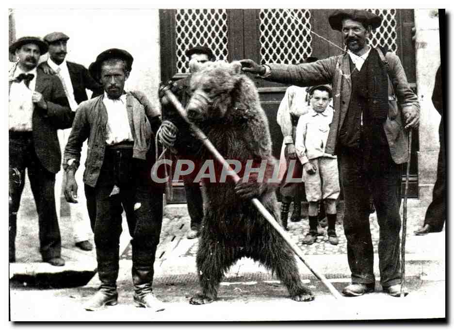 REPRO Scenes Meridionales Montreurs d'Ours les Pyrenees Ours Folklore