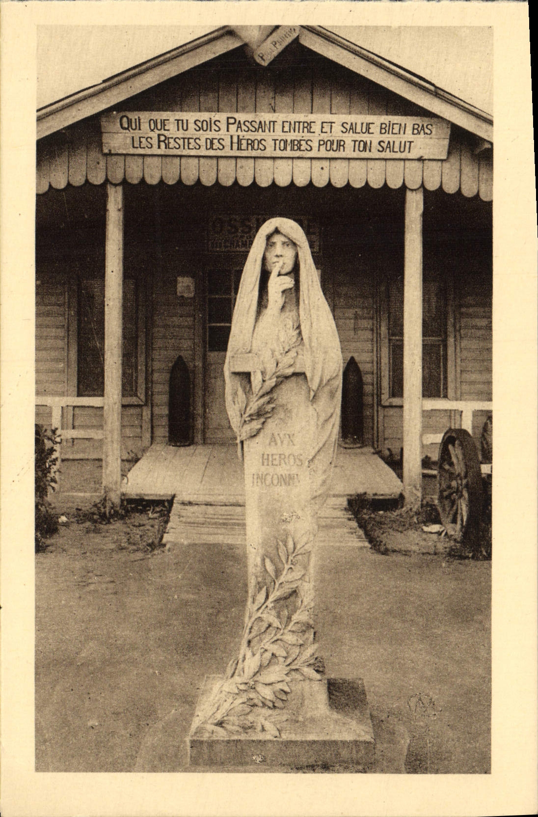 Statue de la Résignation — Ossuaire provisoire de Douaumont — Madame Berthe Girardet