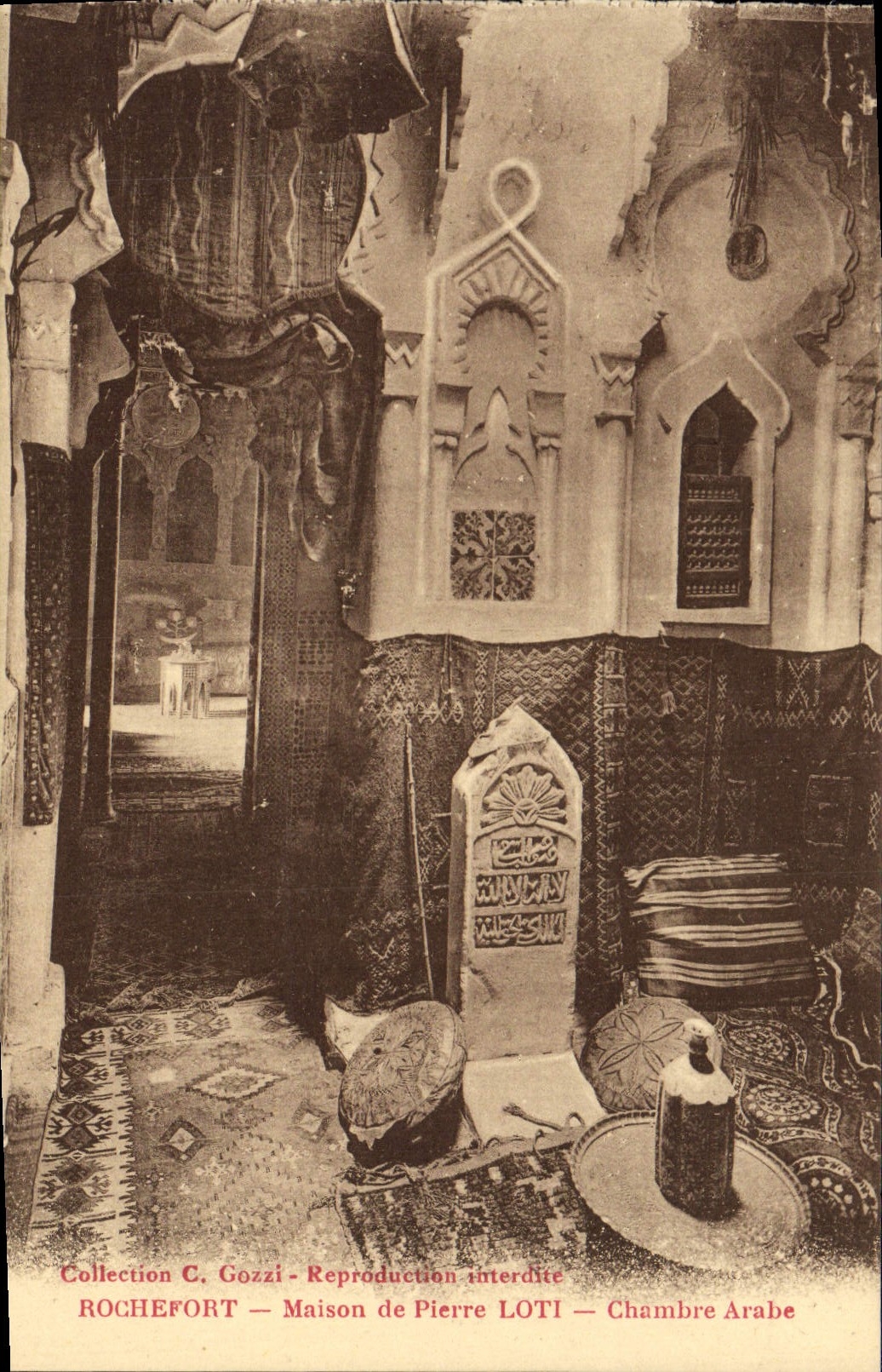 CPA Rochefort Maison de Pierre Loti Chambre arabe