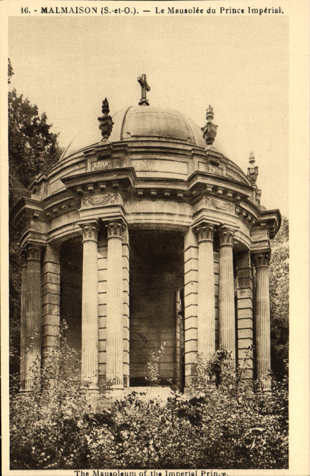 CPA Malmaison Le Mausolee du Prince Imperial