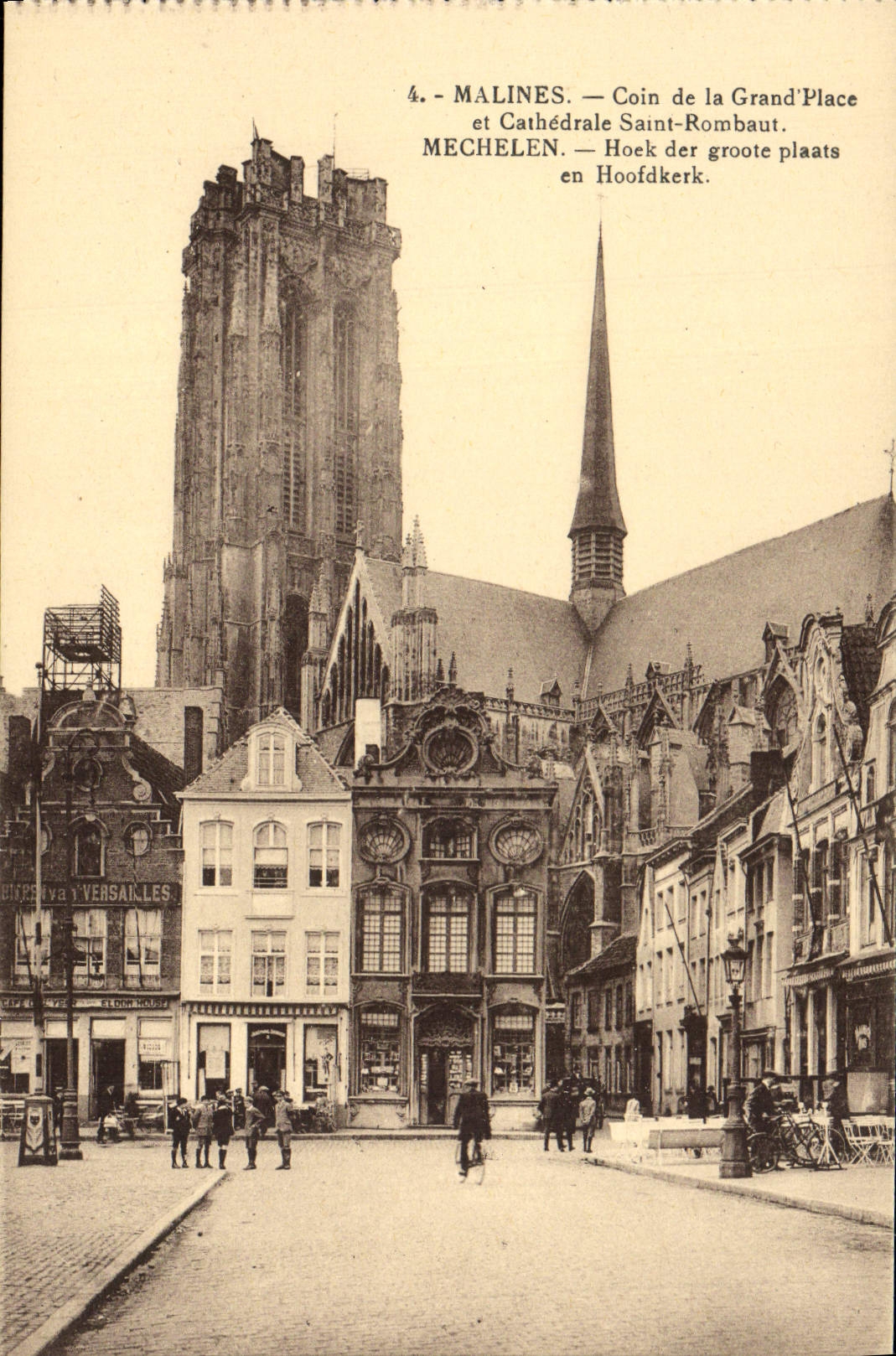 CPA Malines Coin de la grand place et cathedrale Saint Rombaut 