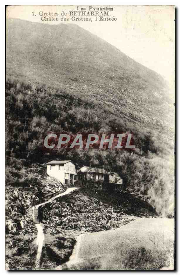CPA Les Pyrenees Grottes De Betharram Chalet Des Grottes L'Entree
