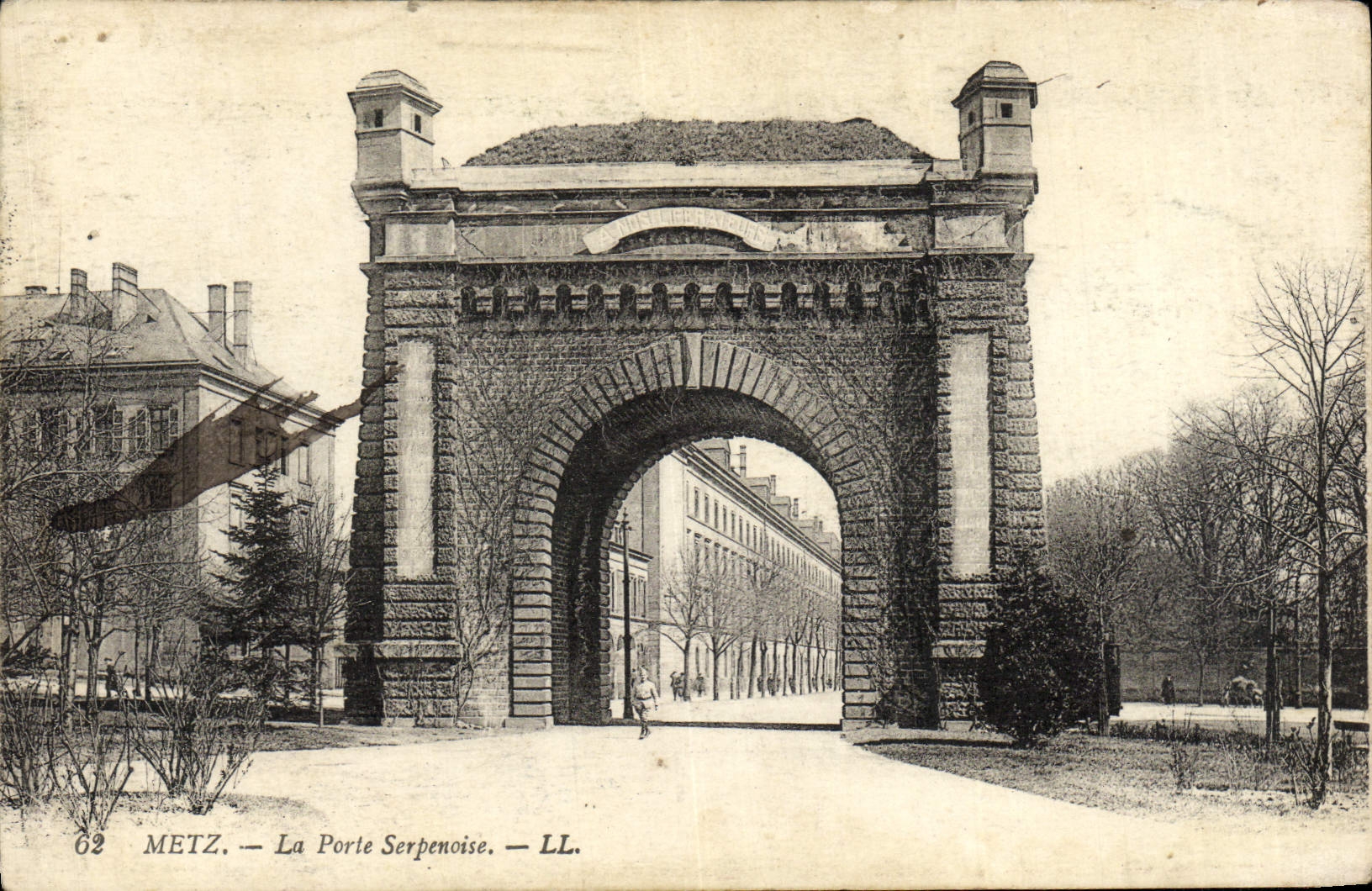 Metz — La Porte Serpenoise — LL. n°62