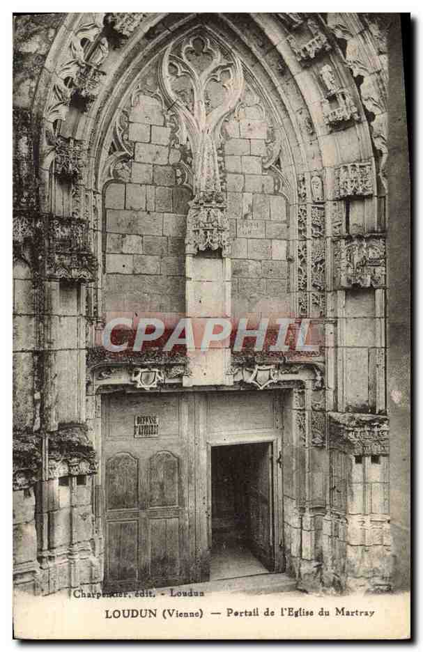 CPA Loudun Portail De l'Eglise Du Martray