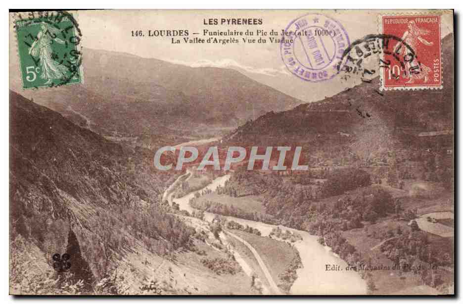 CPA Les Pyrenees Lourdes Funiculaire Du Pic Du Jer La Vallee D'Argeles Vue Du Viaduc