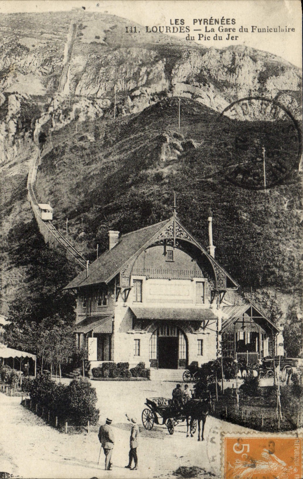 CPA Les Pyrenees Lourdes La Gare Du Funiculaire Du Pic Du Jer
