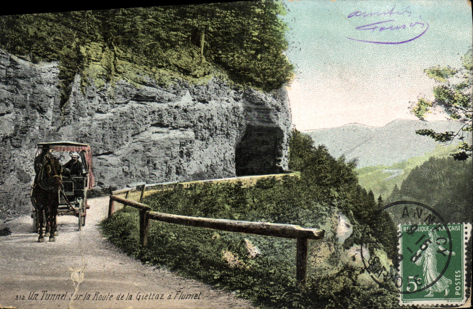 CPA Un Tunnel Sur La Route De La Giettaz A Flumet