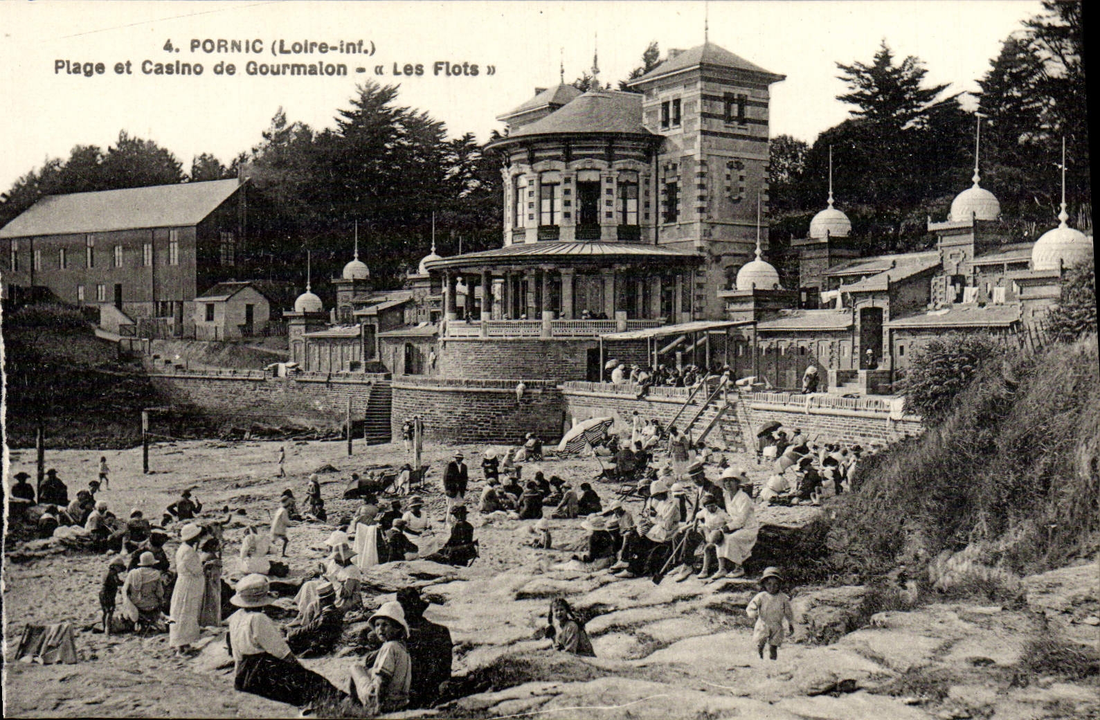 CPA Pornic Plage Et Casino De Courmalon Les flots 