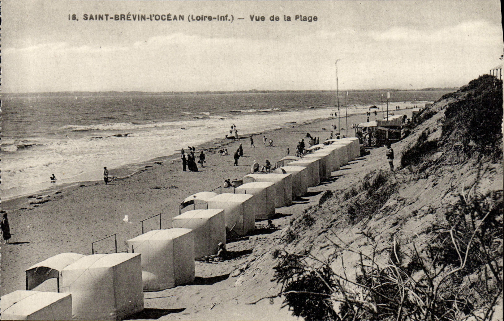 CPA Saint Brevin l'Ocean Vue De La Plage