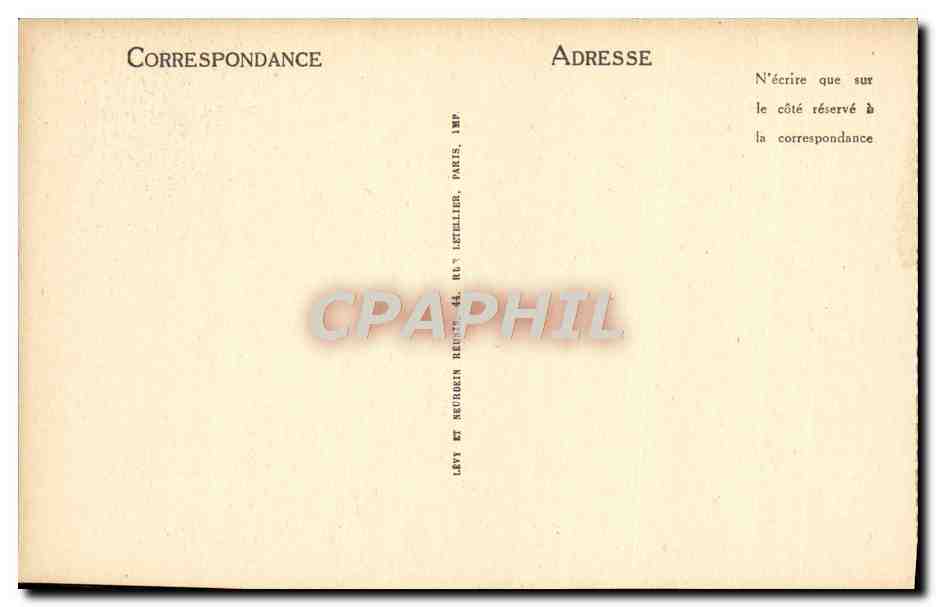 Clermont-Ferrand — Boulevard Desaix — Das Theater und der Puy de Dôme — LL — Rückseite