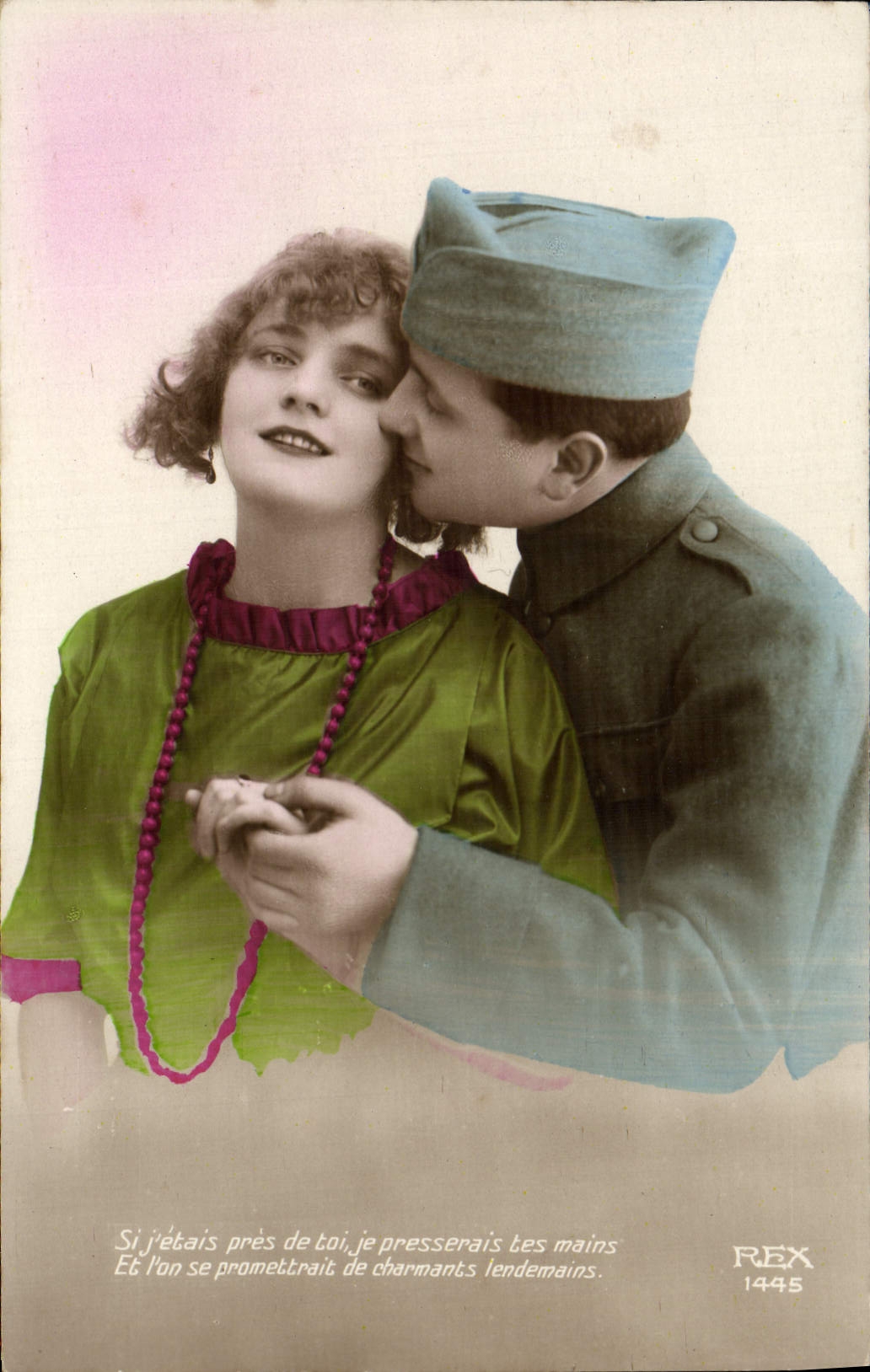 CPA Fantaisie Femme Soldat Militaria