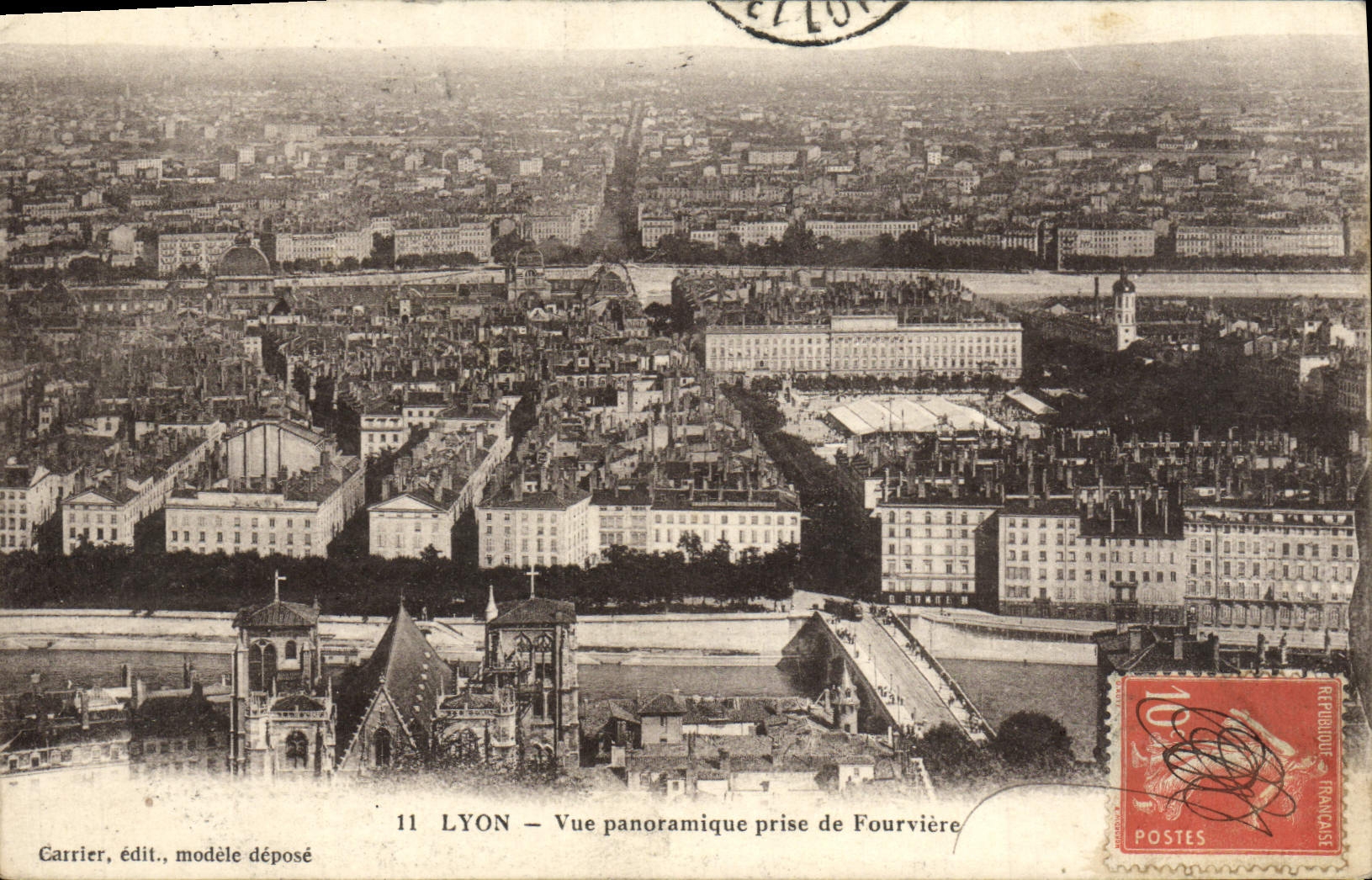 LYON — Vue panoramique prise de Fourvière — Carrier, édit., modèle déposé