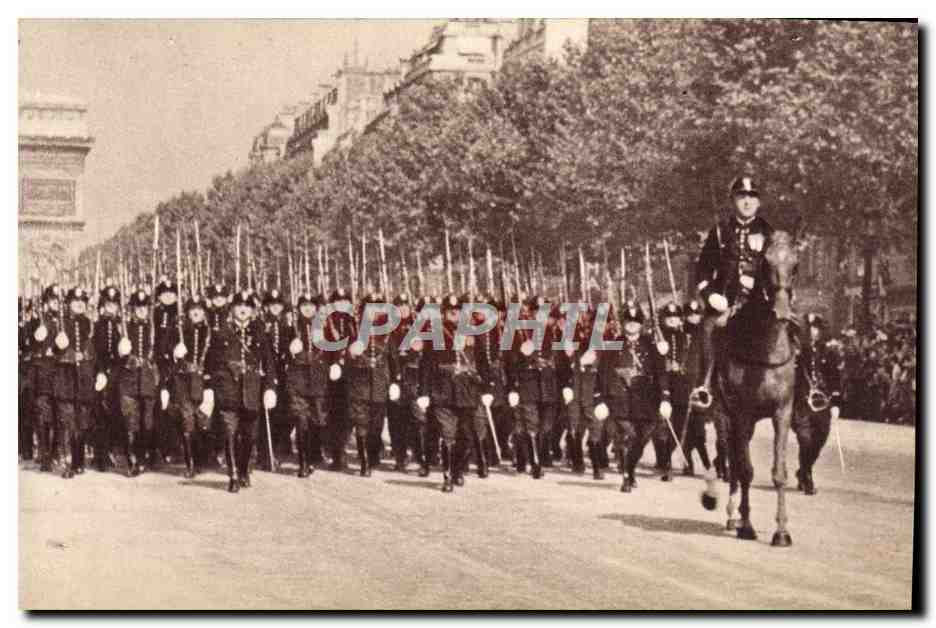 CPA Garde Republicaine Mobile Chevaux Arc de Triomphe Paris 