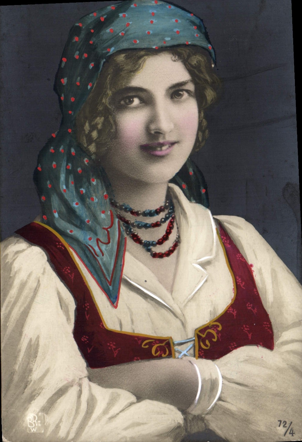 CPA Femme Pologne Polska folklore
