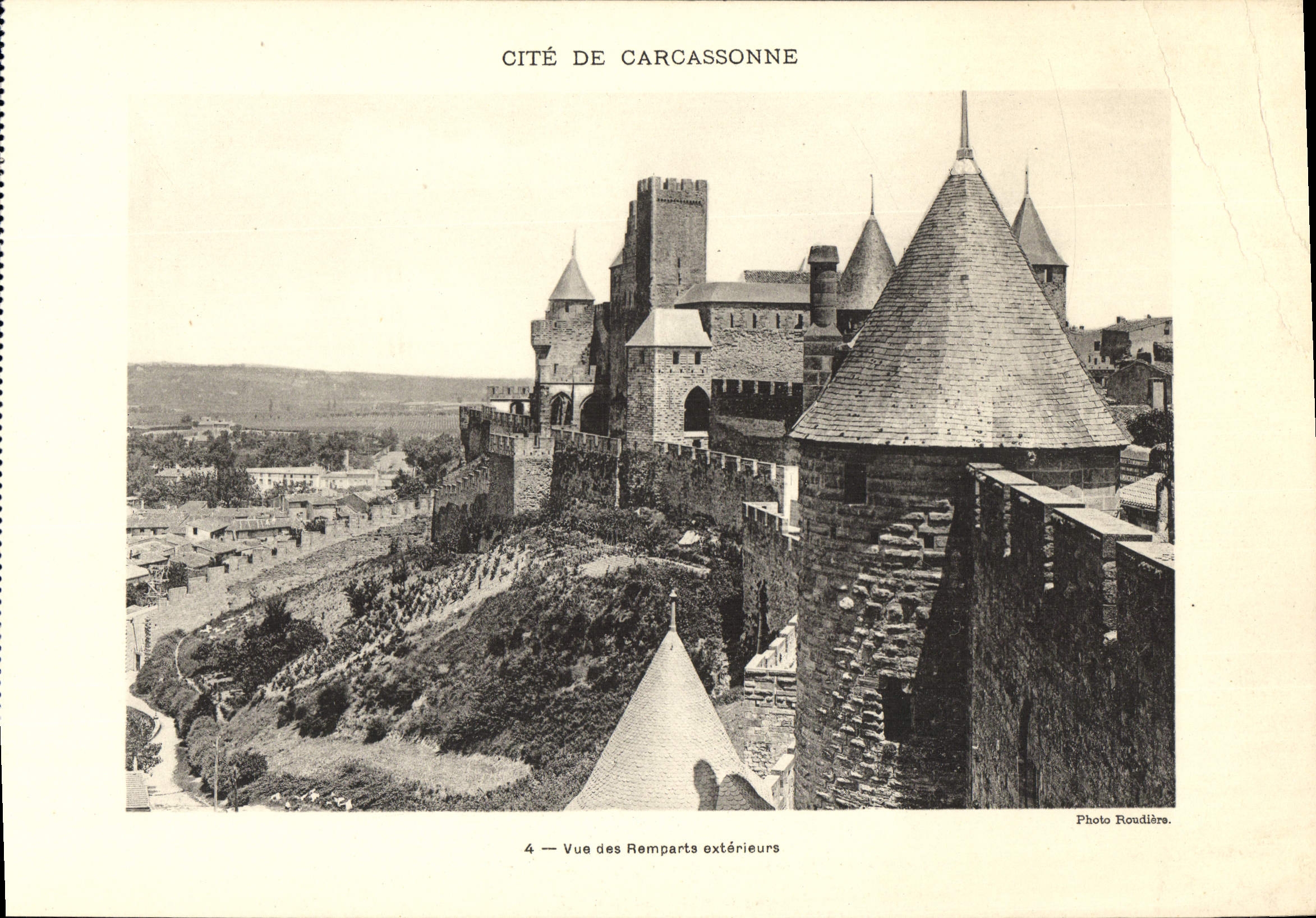 CPA Grand Format Cite De Carcassonne Vue Des Remparts exterieurs 28 * 23 cm