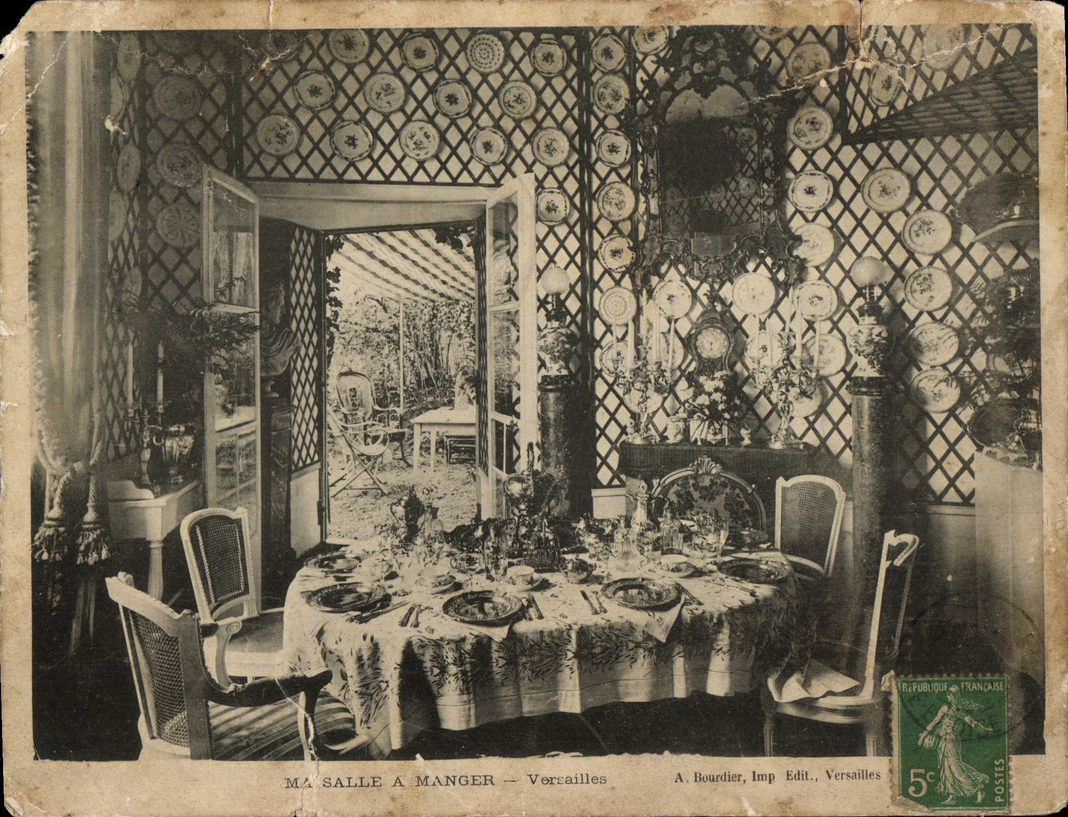 CPA Grand Format Versailles Ma salle a Manger 18 * 13 cm