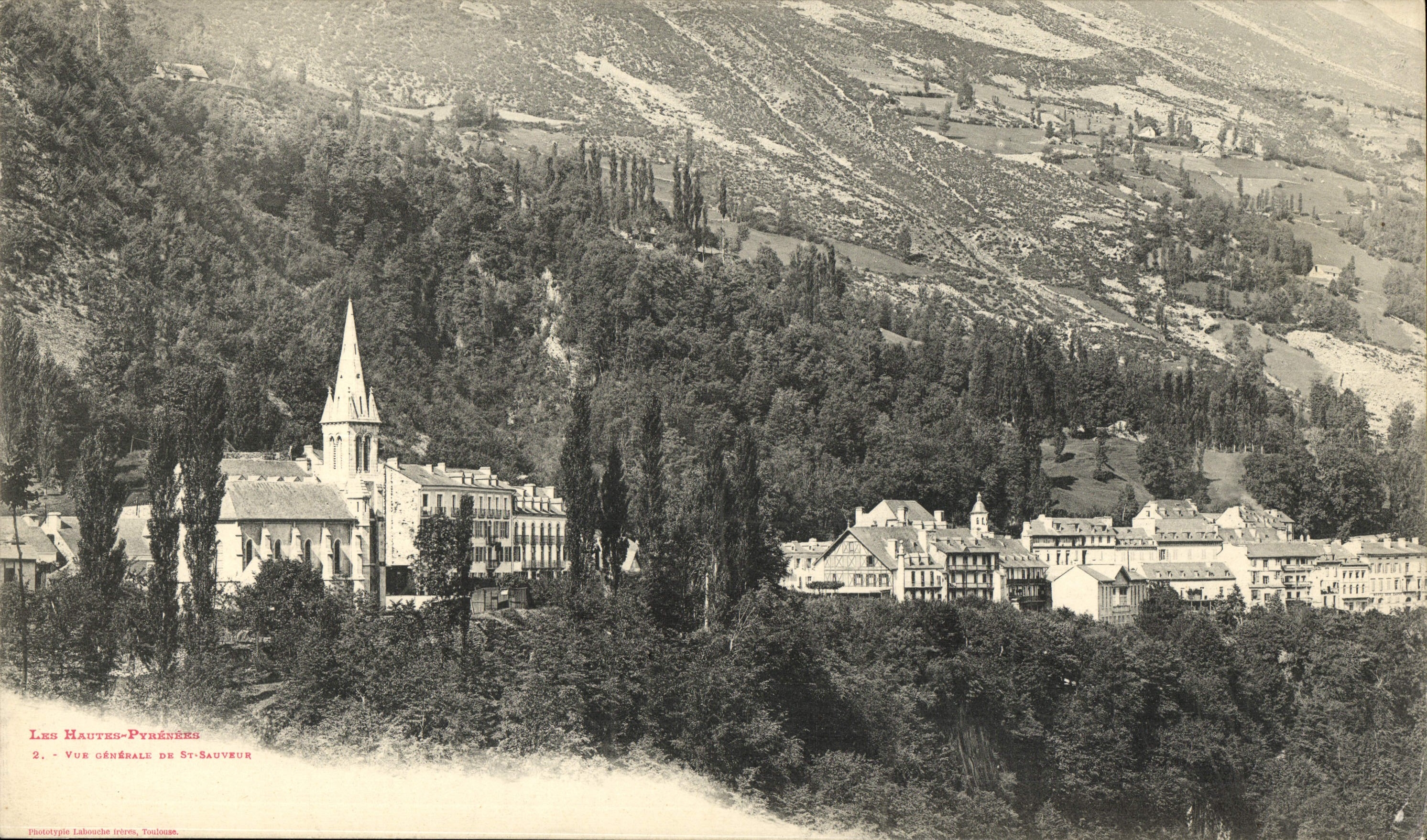 Les Hautes-Pyrénées — Allgemeiner Blick auf St-Sauveur — Phototypie Labouche, Toulouse, n°2
