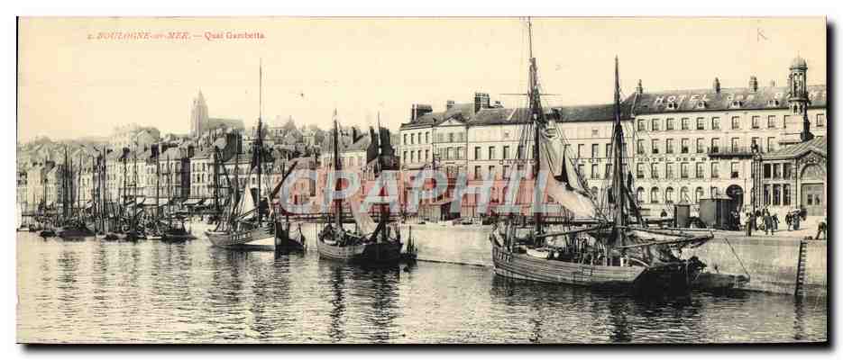 CPA Grand Format Boulogne sur Mer Quai Gambetta Bateaux Voiliers 29 * 11.5cm