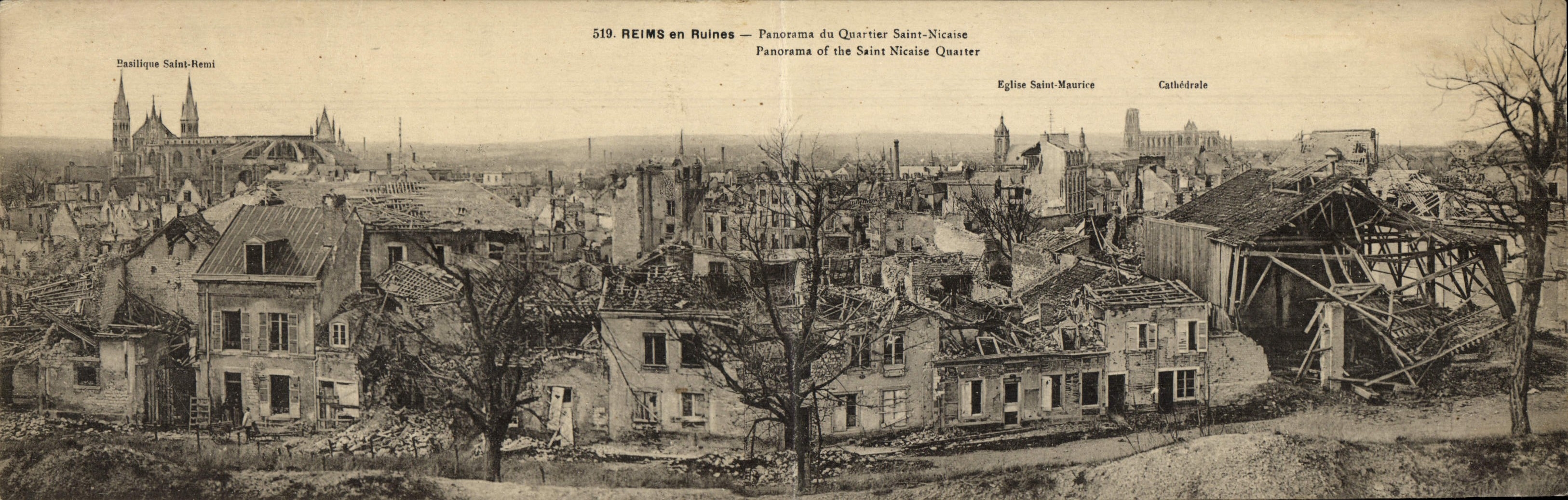 CPA Grand Format Reims En Ruines Panorama du quartier Saint Nicaise Militaria 27.5 * 8.5 cm