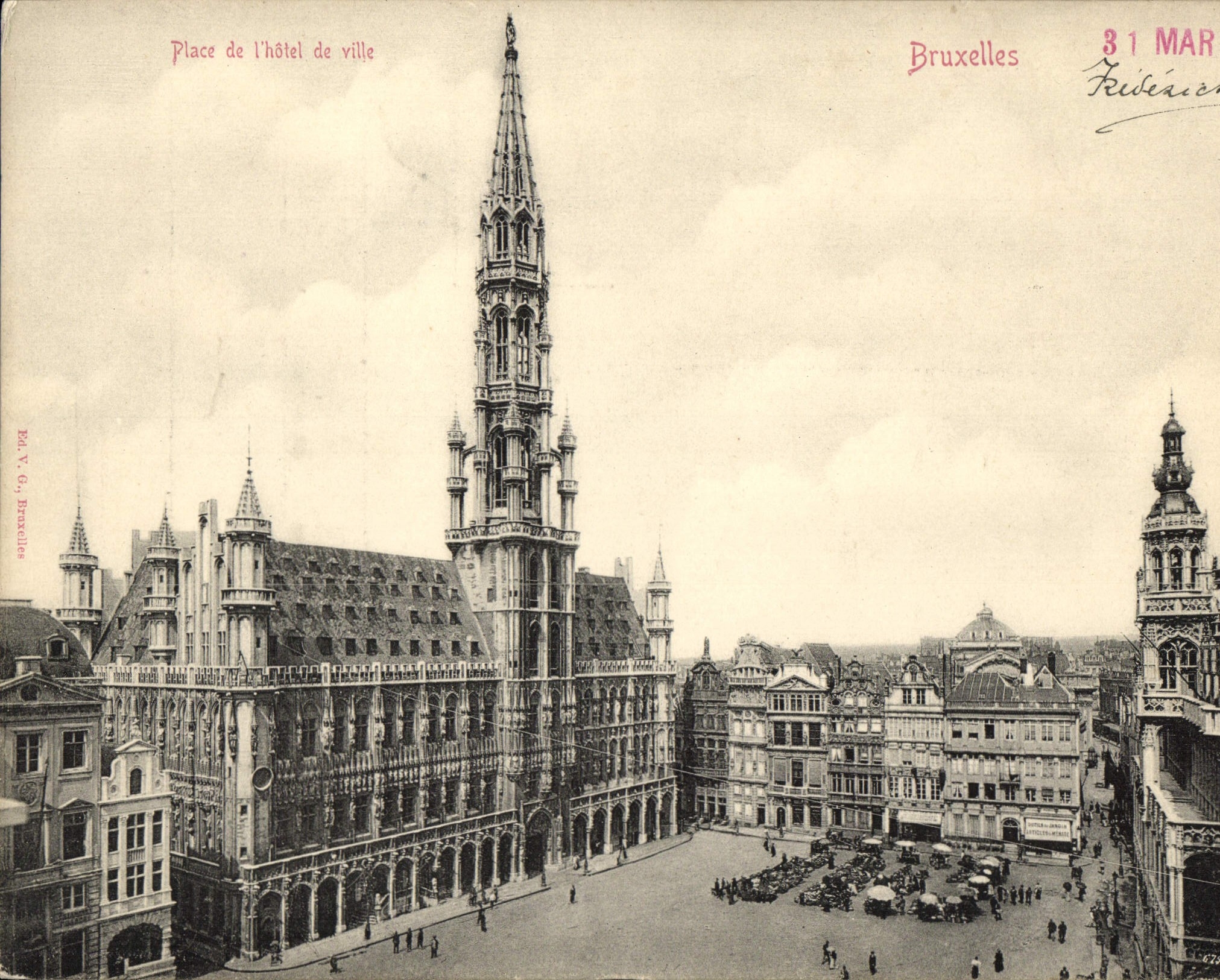 CPA Grand Format Place De l'Hotel De Ville Bruxelles 18 * 14 cm