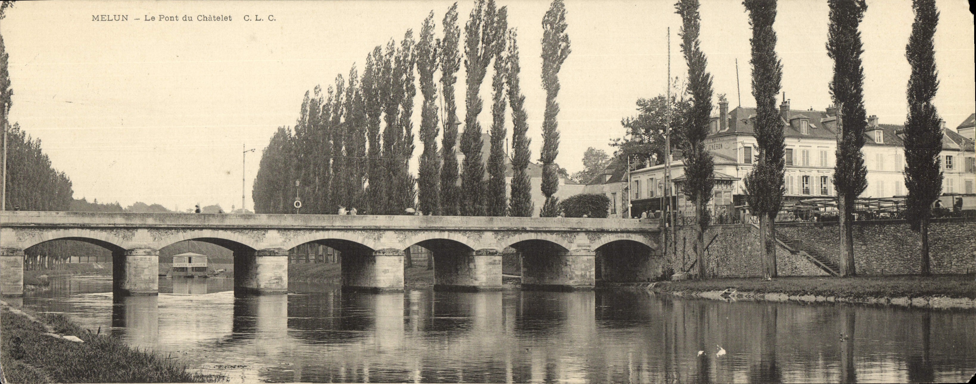 CPA Grand Format Melun Le Pont Du Chatelet
