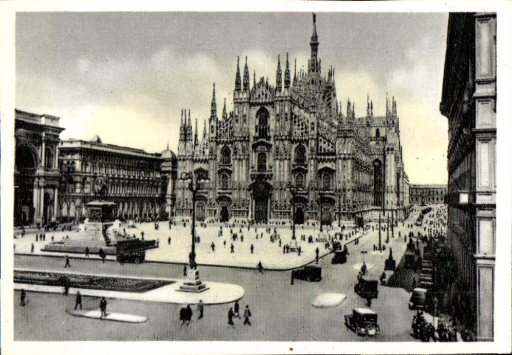 CPM Milano Piazza Del Duomo