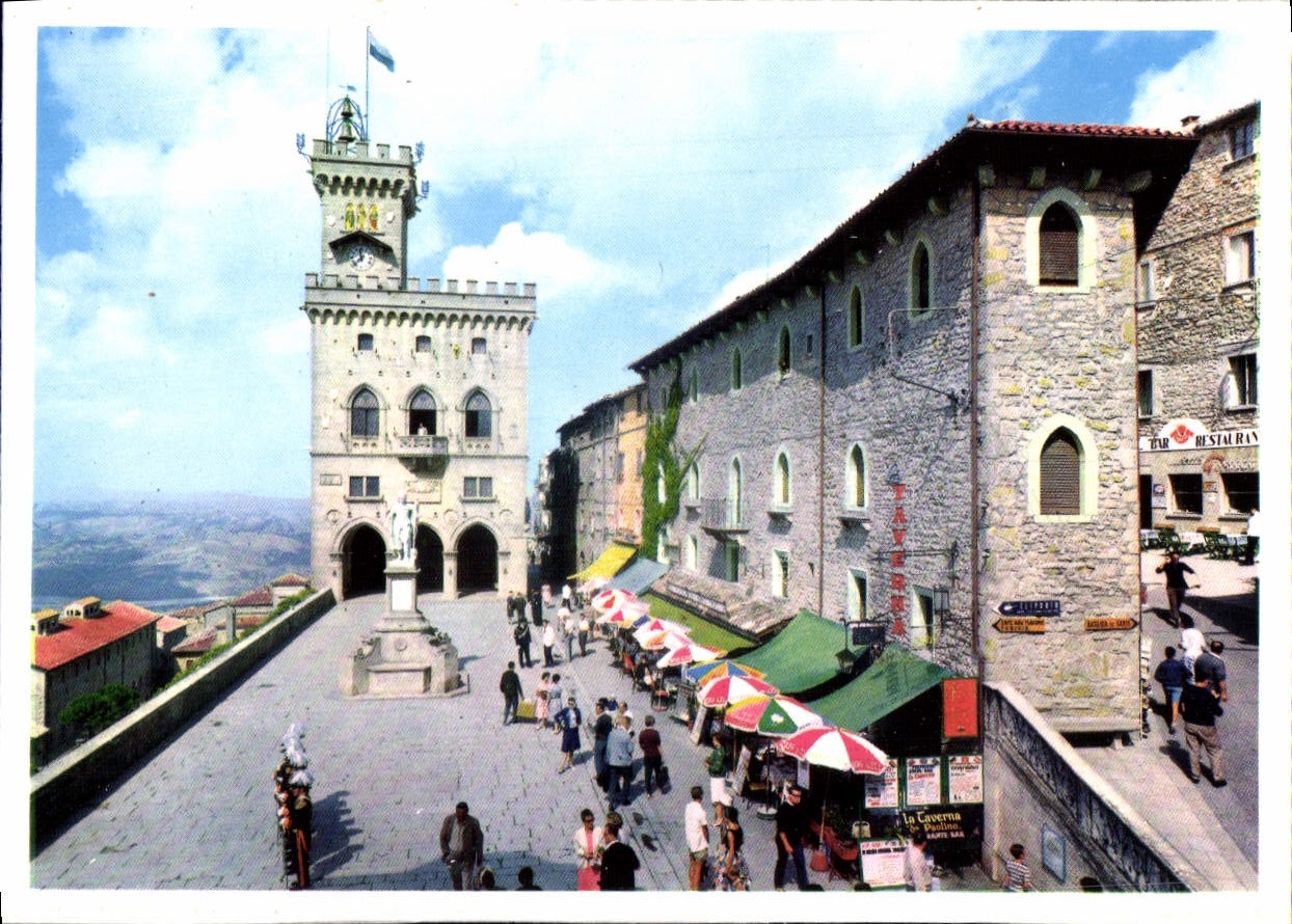 Palazzo del Governo — Palais du Gouvernement — Palazzo del Governo — Palais du Gouvernement — Palais of Government — Regierungspalast — CPAPHIL