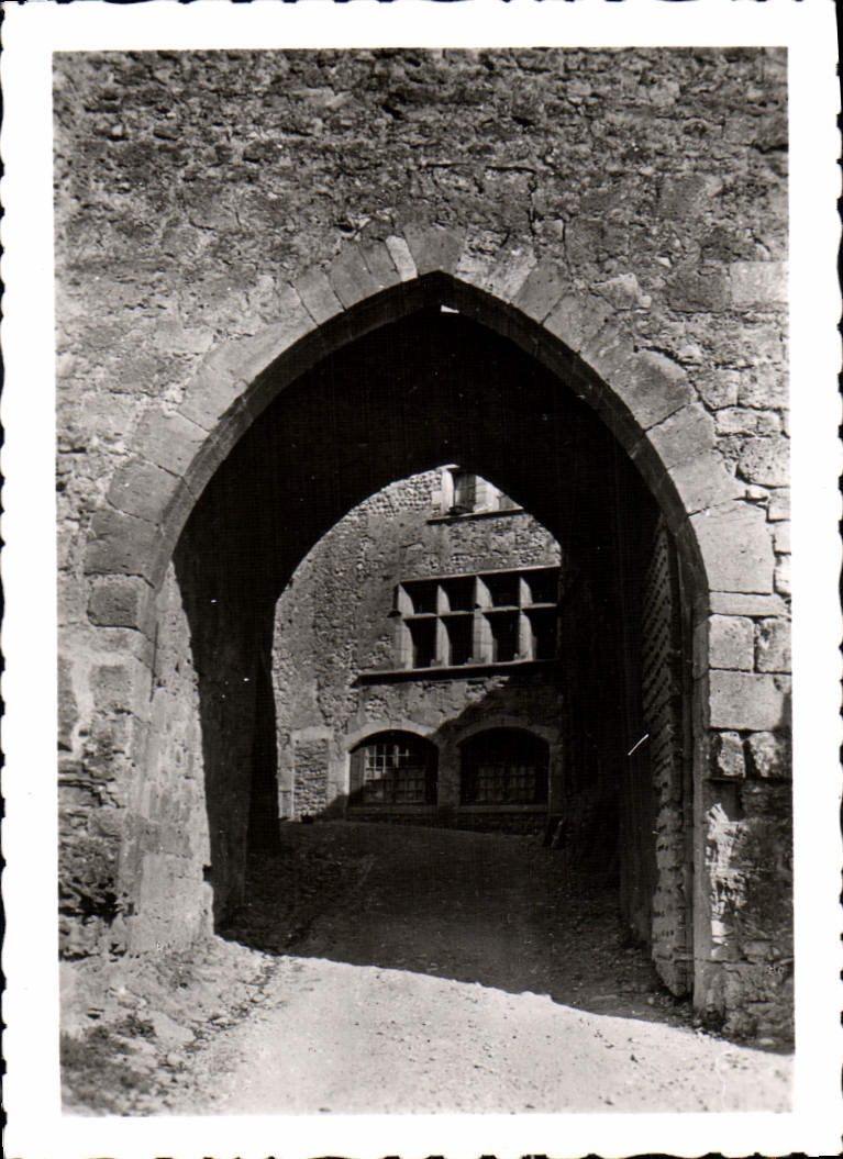 Perouges (Ain) — La porte d'amont — CPAPHIL n°2 - Voorkant