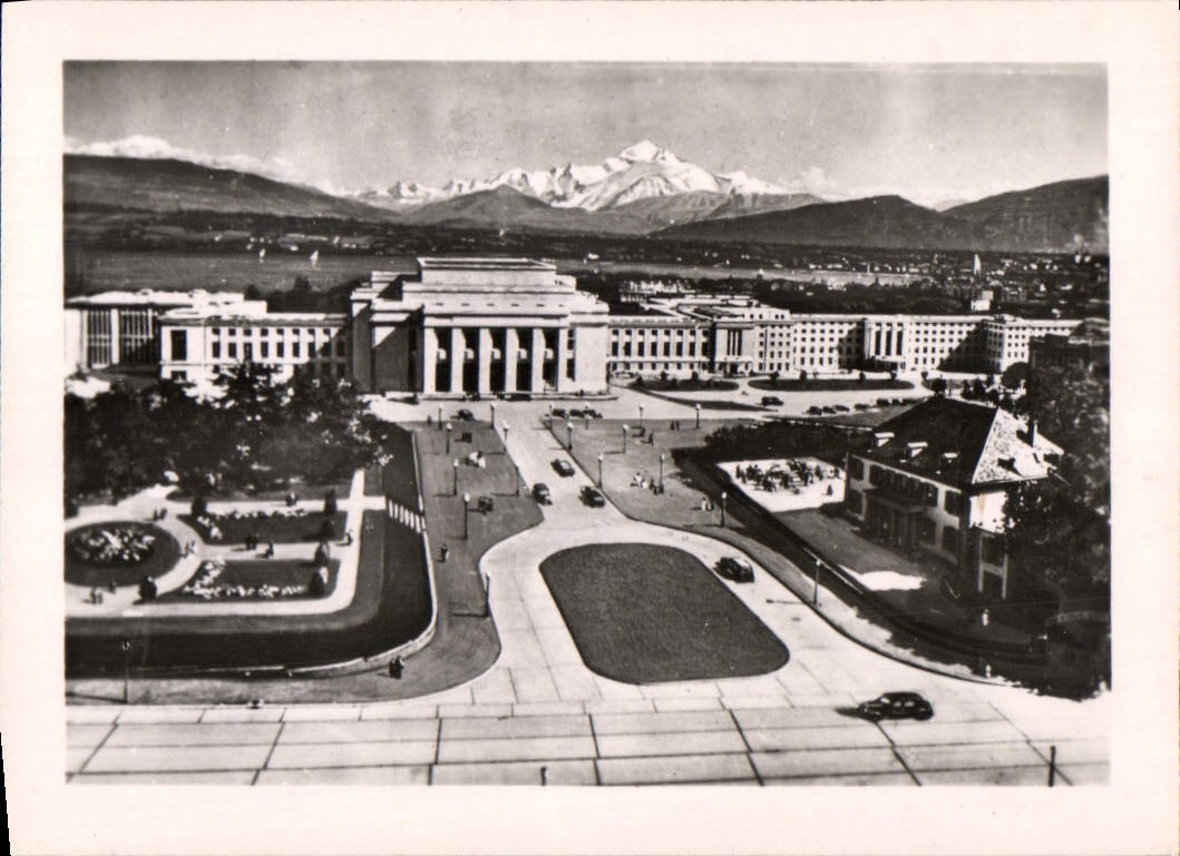 CPM Geneve et le Mont Blanc Le Palais des Nations