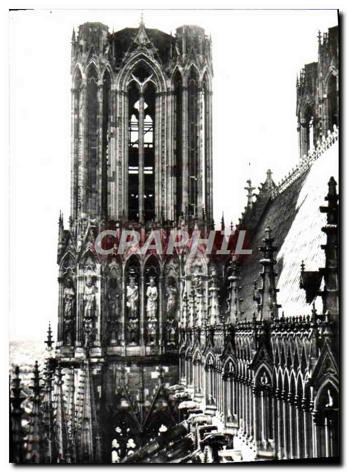 CPM Reims La Cathedrale Notre Dame Tour Sud de la Cathedrale