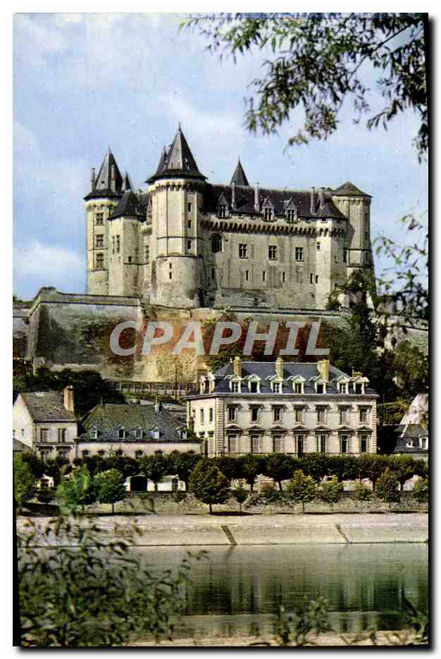 CPM Saumur Le Chateau et les Bords de la Loire