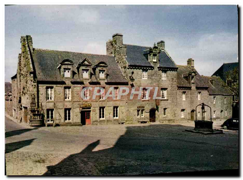 Locronan (Finistère) — Les nobles maisons Renaissance au vieux bourg des Tisserands — Graphphil