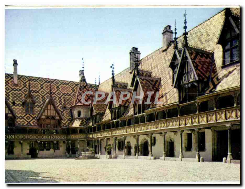 Cour d'Honneur du château de Chambord — bâtiments Sud et Ouest — CPAPHIL