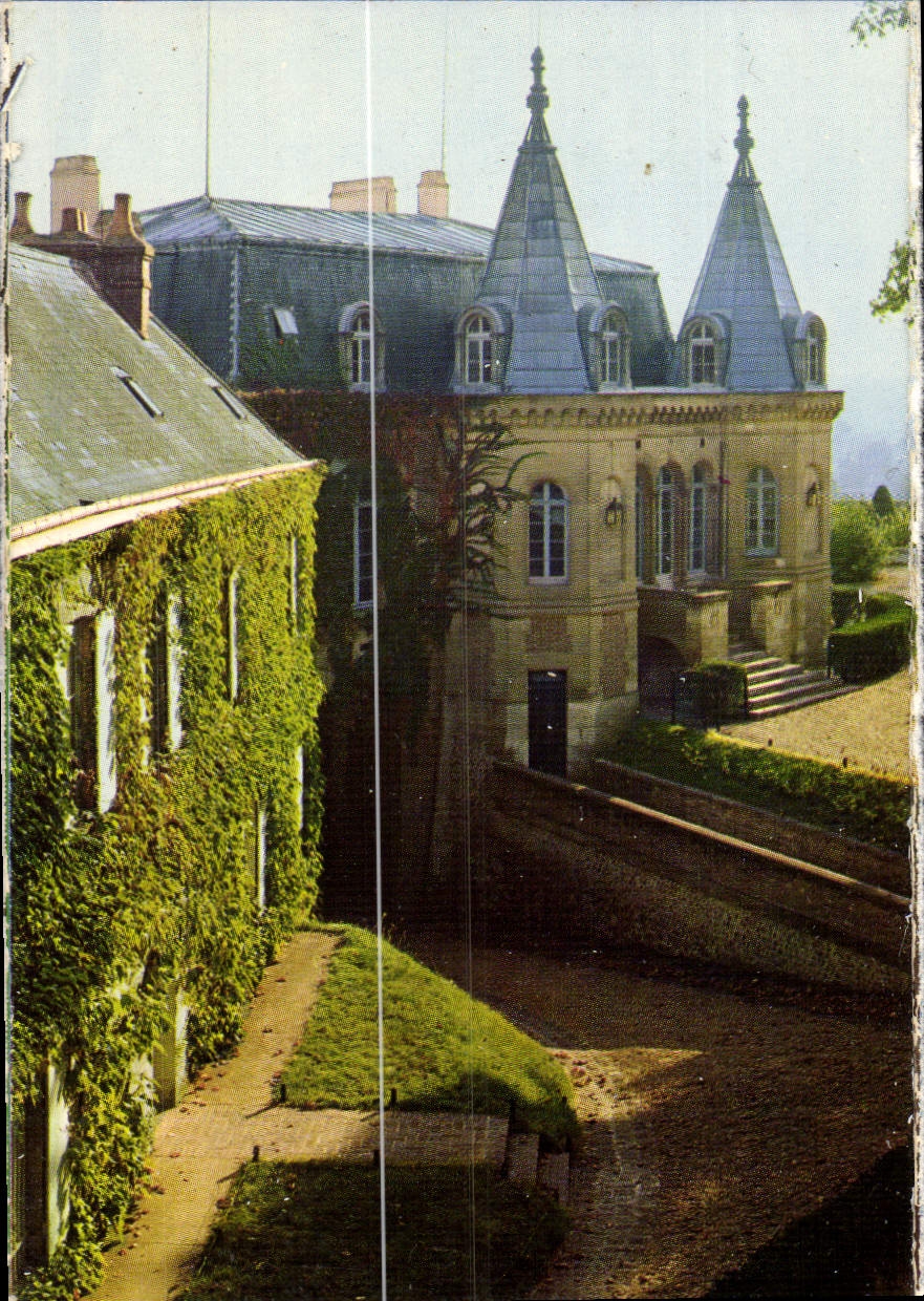 Dreux (Eure-et-Loir) — Chapelle Royale Saint-Louis (1816-1848) et anciens évêchés — CPAPHIL