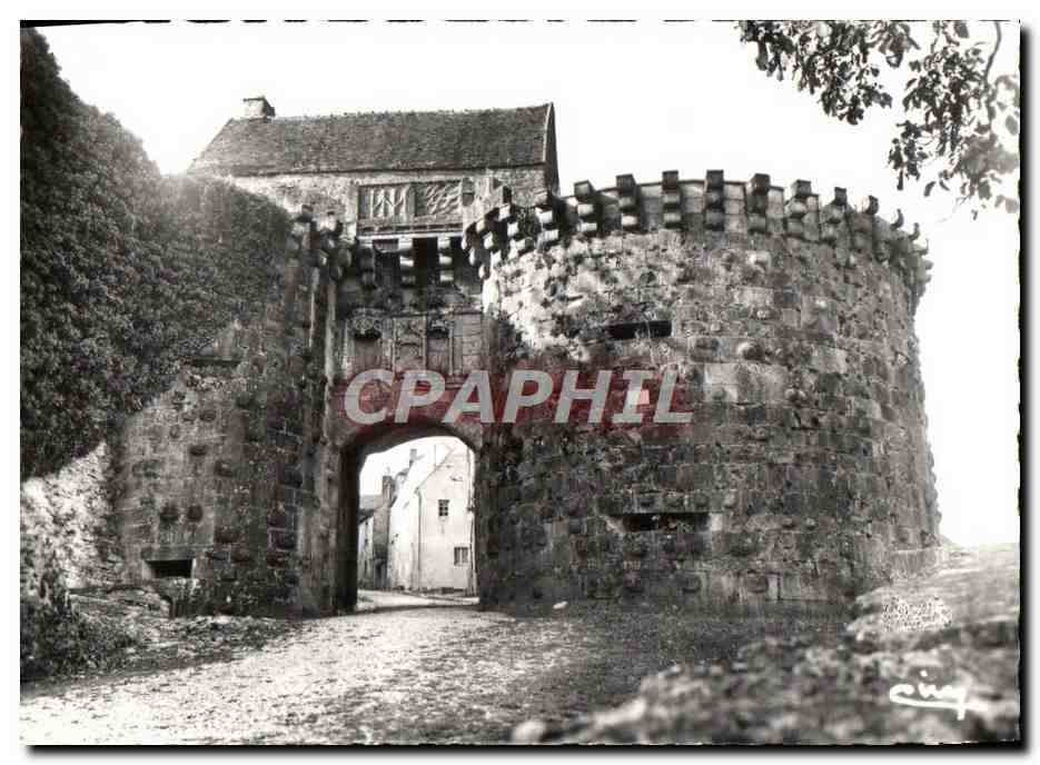 CPM Vezelay Le Chemin De Ronde Et La Porte Neuve