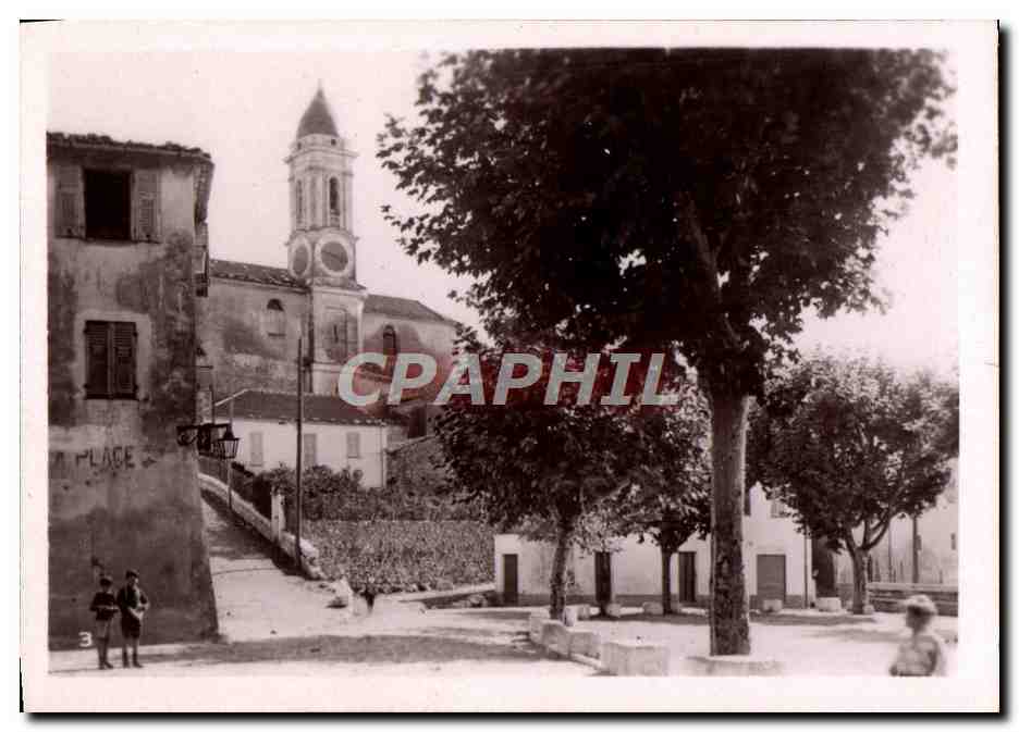 Place centrale d'un village — éditeur CPAPHIL, n°3