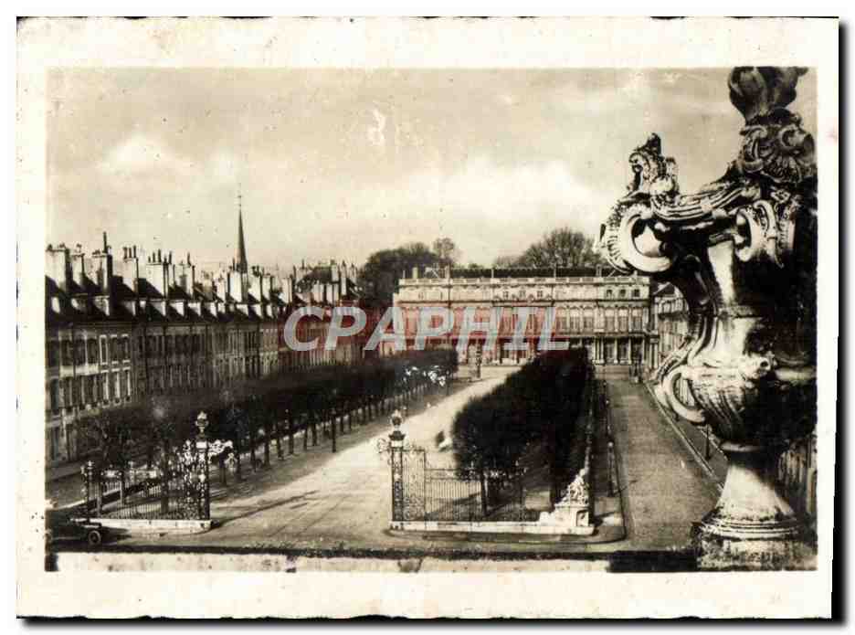 CPM Nancy La Place Carriere