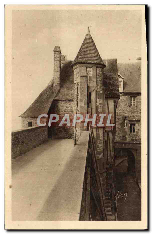CPA La Douce France Mont Saint Michel Maison Du Roy Et Tour Du Guet