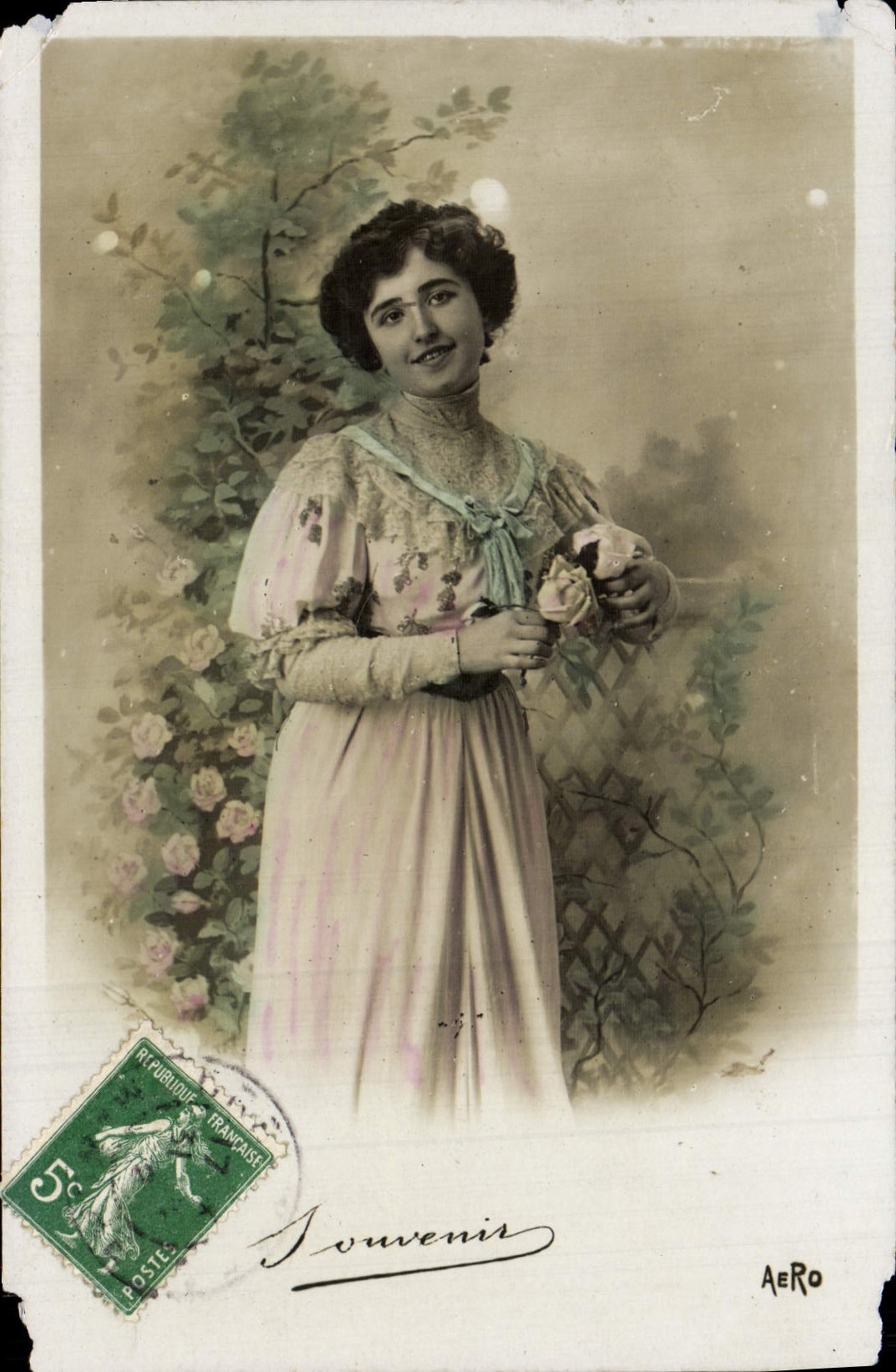 CPA Souvenir Femme