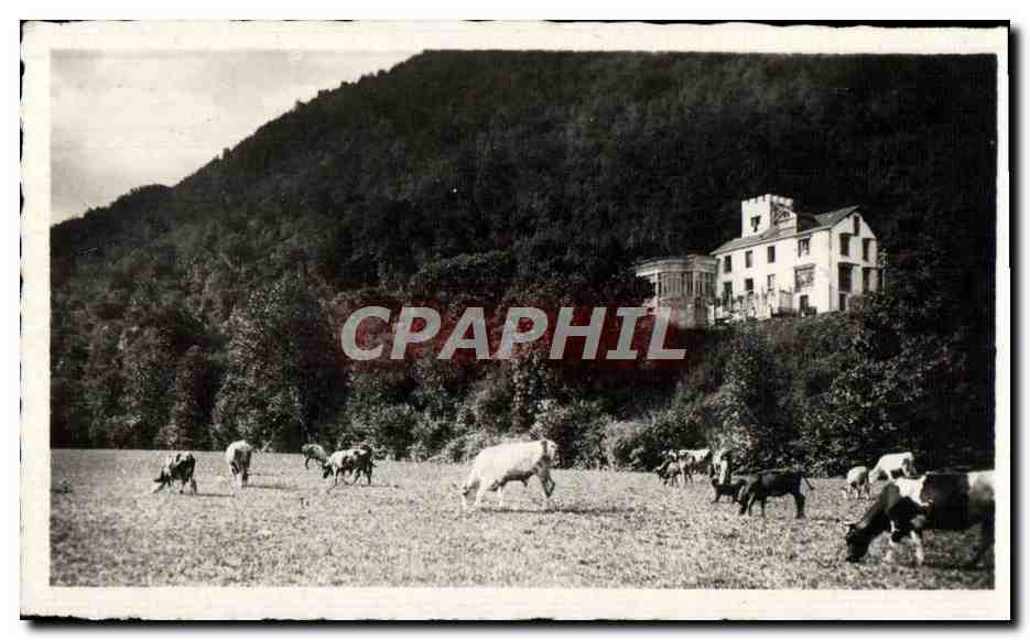 CPM Les Pyrenees Les Grottes De Betharram La Hall De Sortie Et Le Restaurant Des Grottes